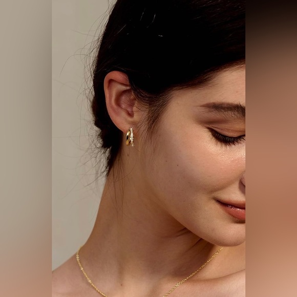 NWT Chunky Hoop Earrings for Women, Trendy 14K Gold or Silver Plated Available - Picture 5 of 13